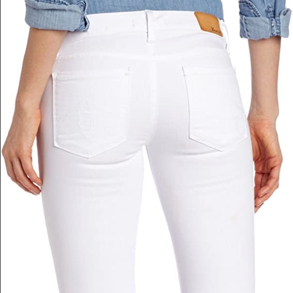 NWT! - Level 99 | Lily Skinny Straight Leg Jeans - Picture 3 of 7